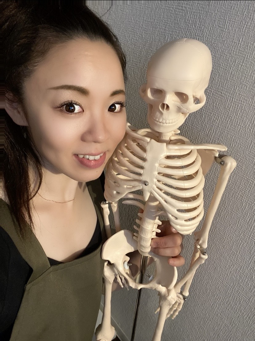 lumiere d'espoir オーナー 永井 里奈・骨格モデルと